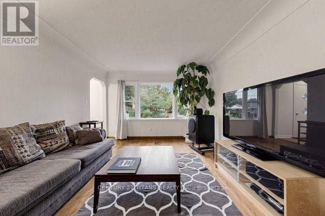 357 East 17th Street, Hamilton, photo 6