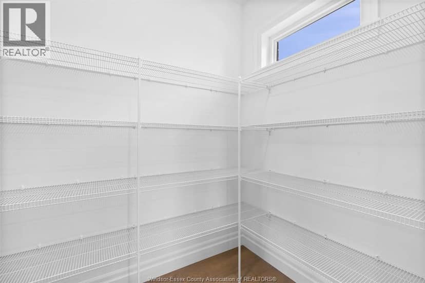 1213 Campana Crescent — photo 13 of 24