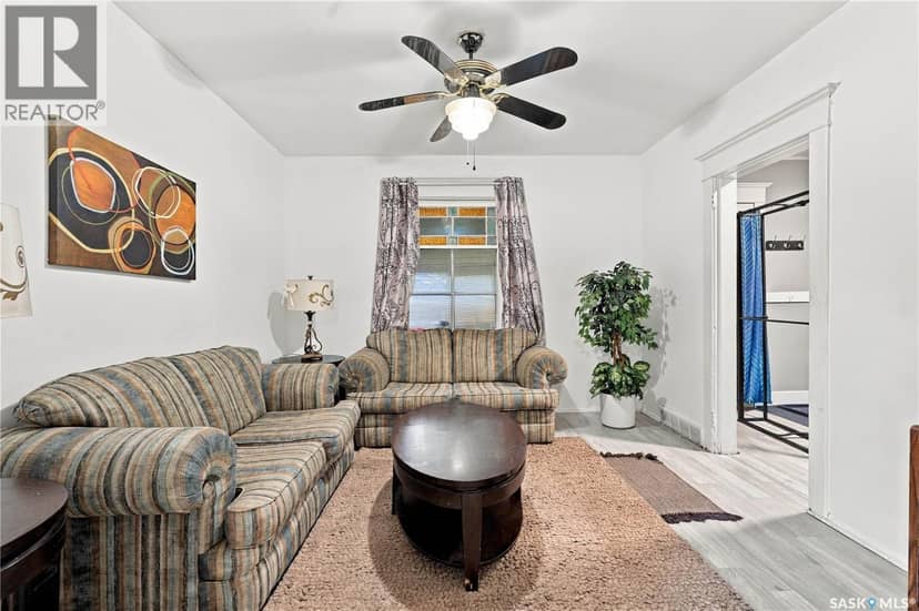328 I Avenue S — photo 16 of 40