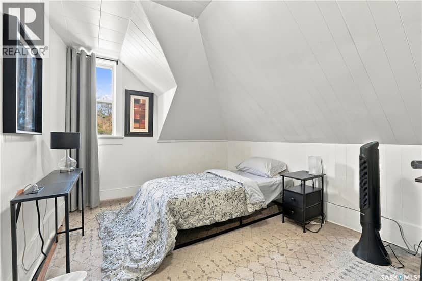 328 I Avenue S — photo 26 of 40