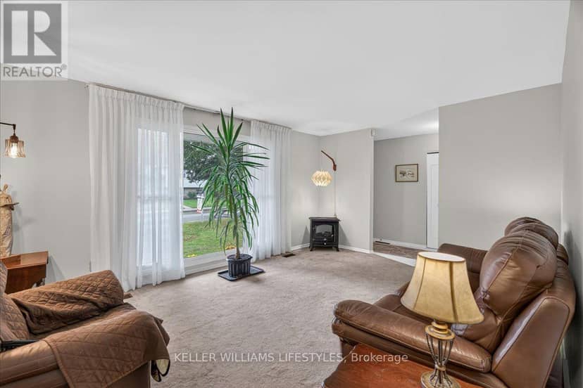 76 Fox Mill Crescent — photo 12 of 40
