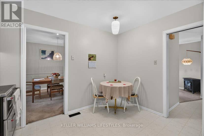 76 Fox Mill Crescent — photo 16 of 40