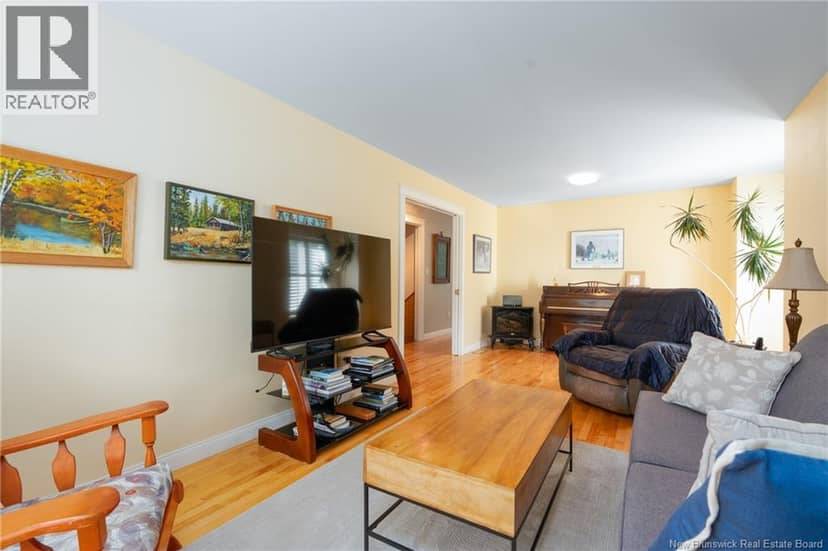 43 Ridgewell Place — photo 6 of 40