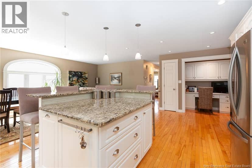 43 Ridgewell Place — photo 11 of 40