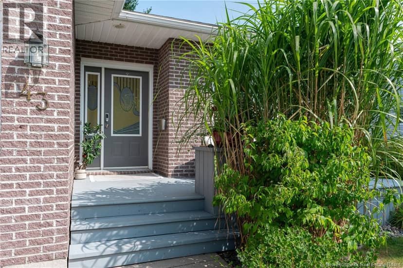 43 Ridgewell Place — photo 3 of 40