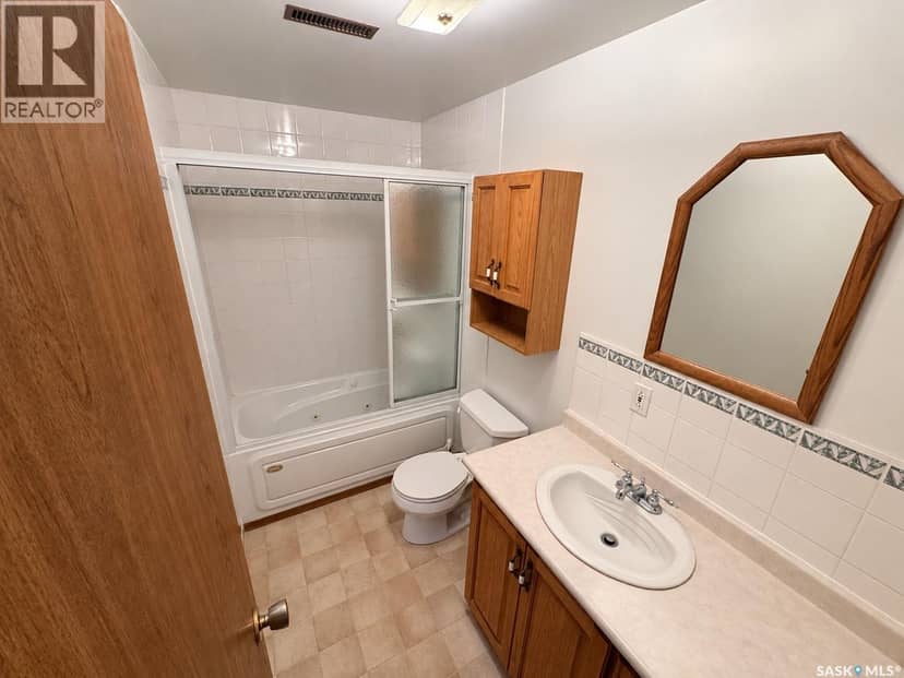 406 Centennial DRIVE — photo 25 of 39