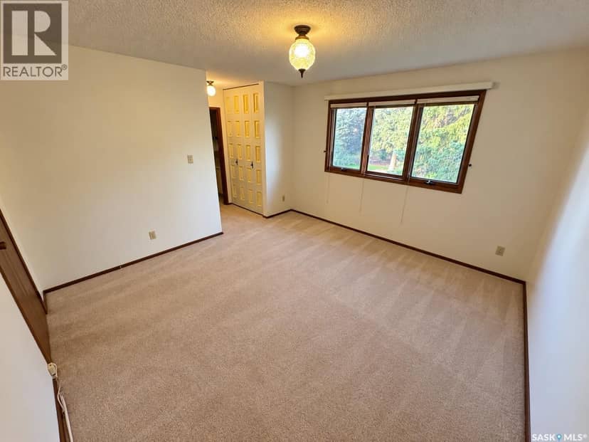 406 Centennial DRIVE — photo 16 of 39
