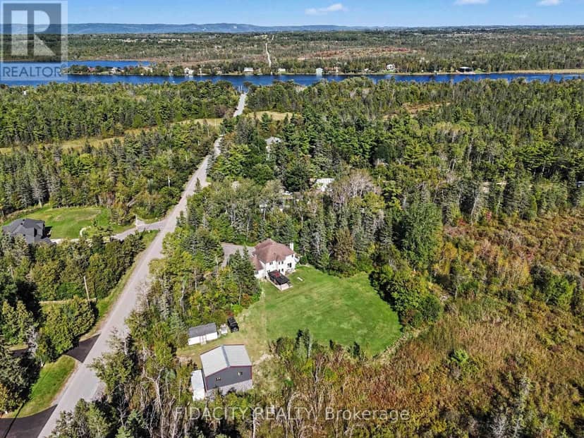 88 Constance Lake Road, Ottawa, photo 2