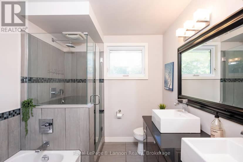 245 McComber Crescent — photo 27 of 40