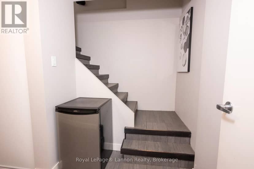245 McComber Crescent — photo 31 of 40