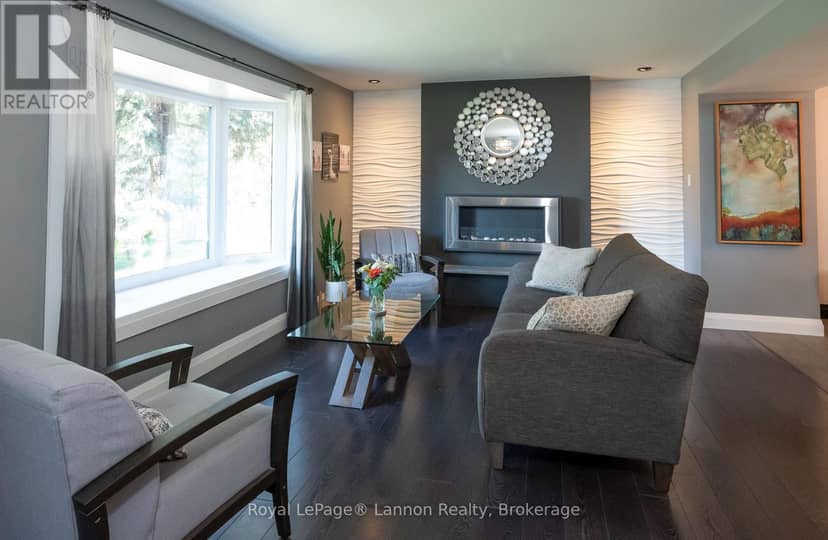 245 McComber Crescent — photo 6 of 40