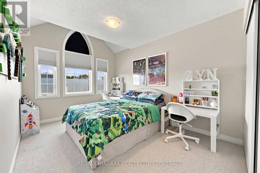 4032 Fracchioni Drive — photo 21 of 32