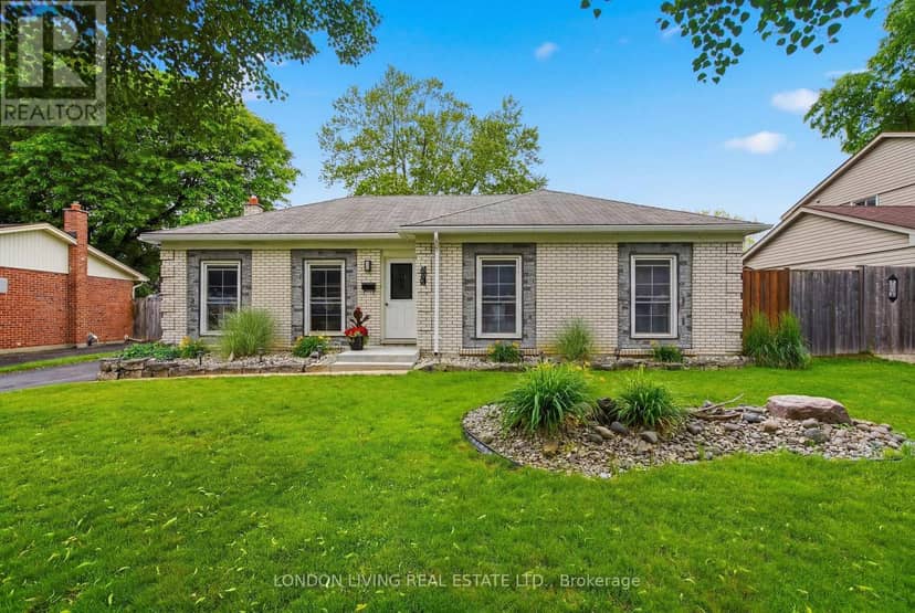 1400 Stoneybrook Crescent — photo 1 of 40