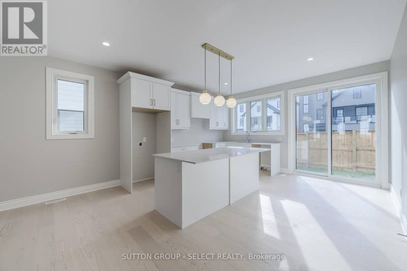 9 - 2835 Sheffield Place — photo 9 of 40
