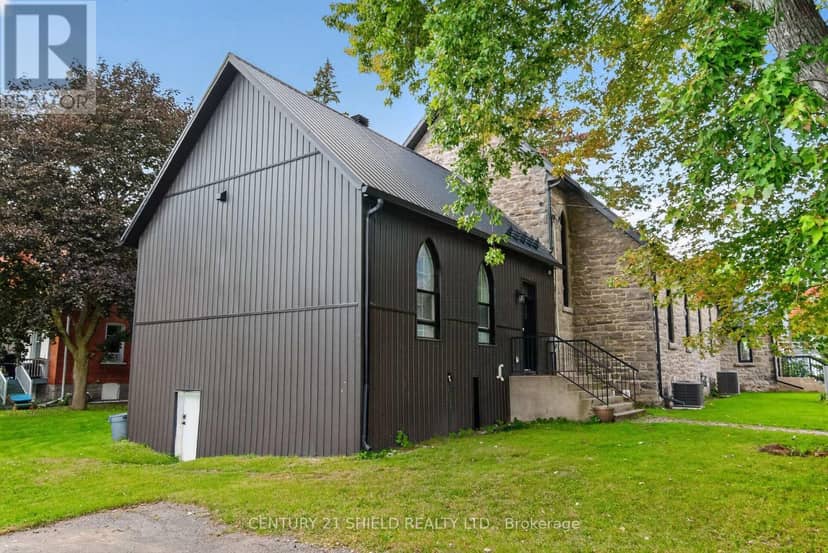 12 Maple Street, South Glengarry, photo 4