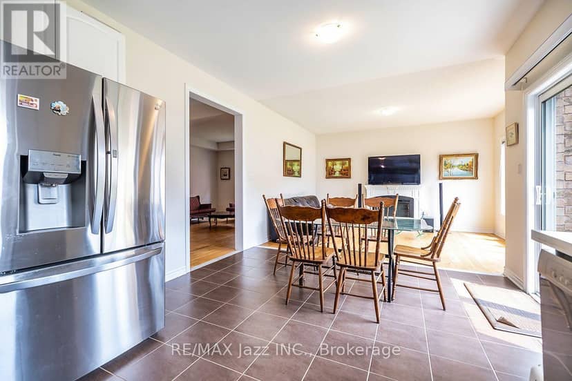 23 Furniss Street — photo 15 of 32