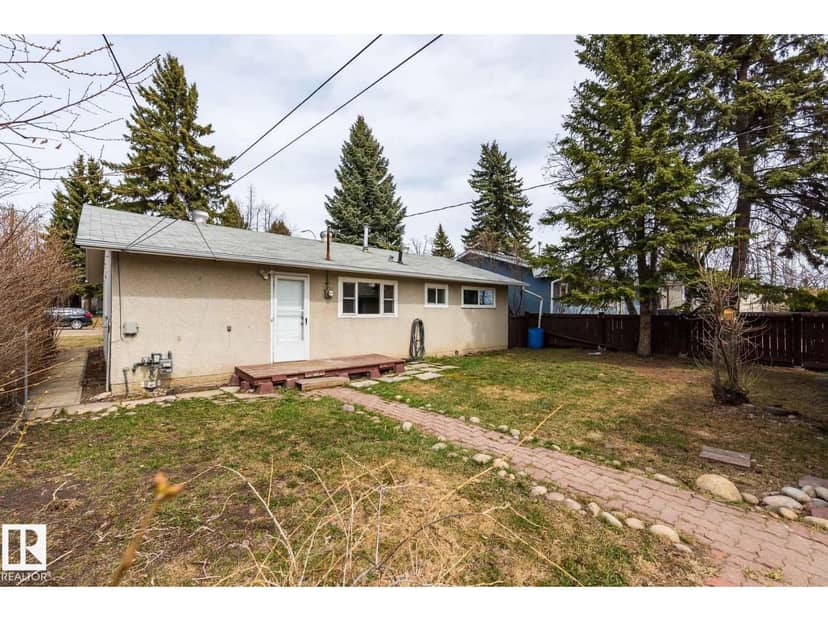 10551 53 AV NW NW — photo 21 of 23