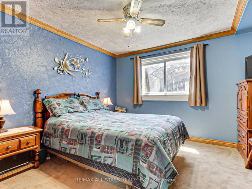 397 Winnifred Drive — photo 16 of 40