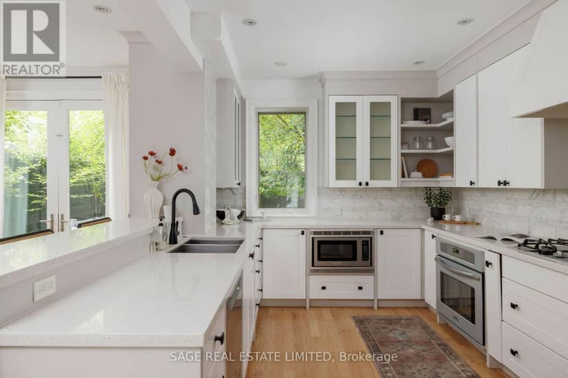 32 Edgewood Crescent — photo 16 of 40
