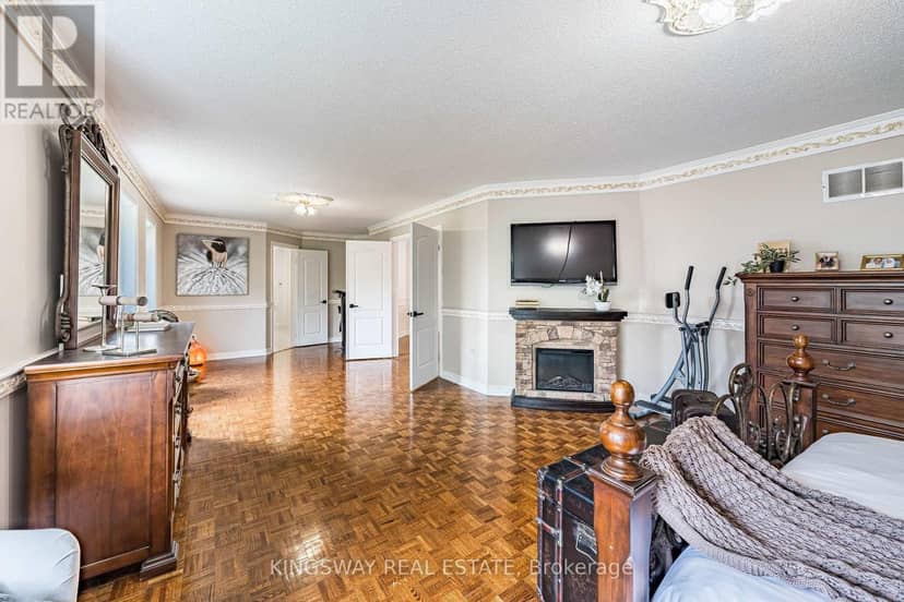 5969 Rayshaw Crescent — photo 21 of 40