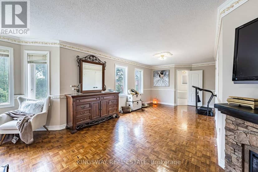 5969 Rayshaw Crescent — photo 22 of 40