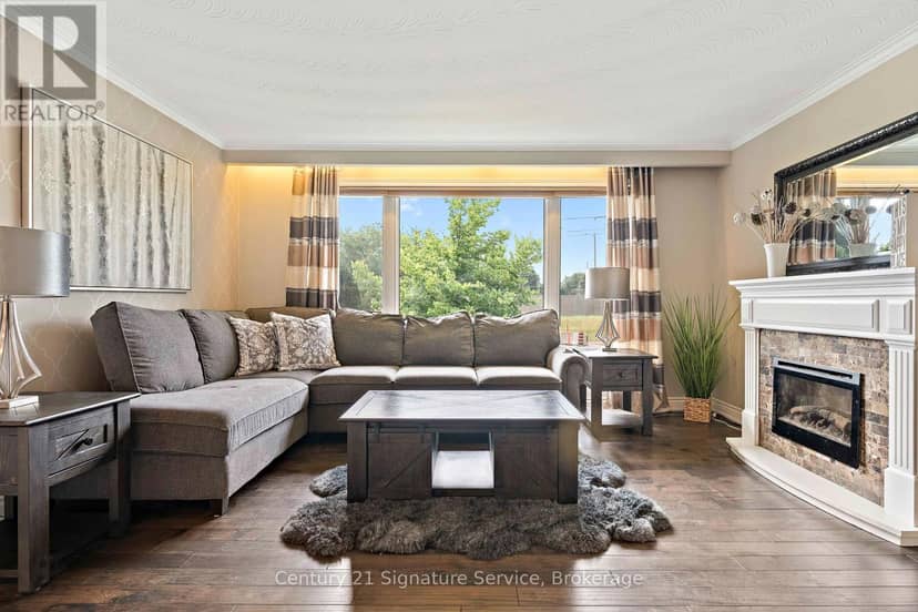 1563 Brentano Boulevard — photo 5 of 40