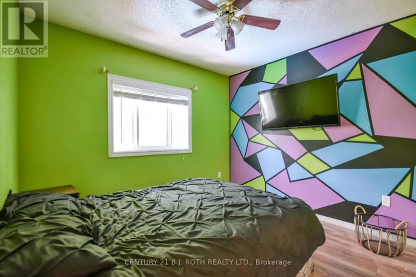 42 Farmstead Crescent — photo 24 of 38