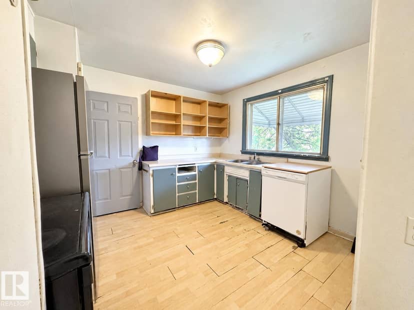12113 127 ST NW, Edmonton, photo 4