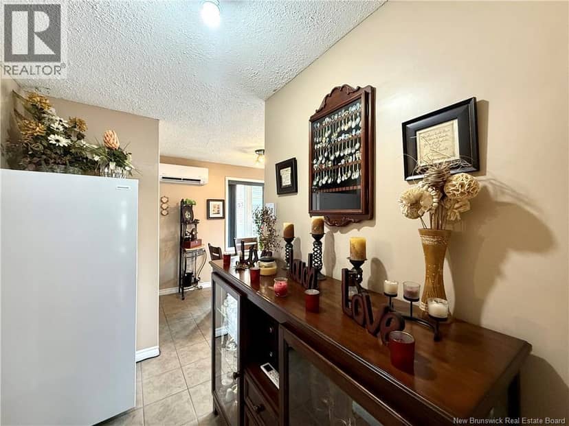 125 42e Avenue — photo 12 of 34