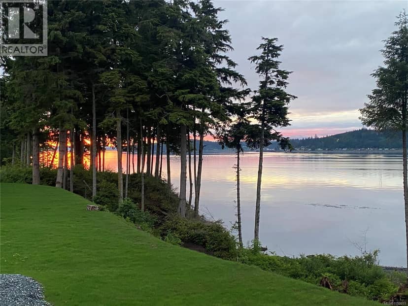 13 1 Alder Bay Rd, Port McNeill