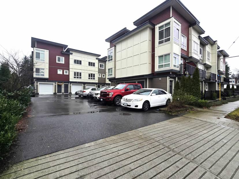11 32138 GEORGE FERGUSON WAY, Abbotsford