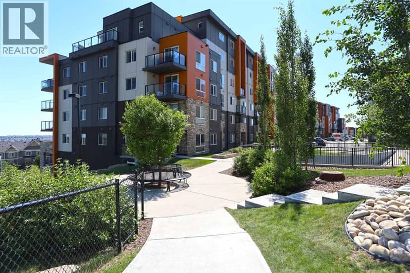 305, 10 Kincora Glen Park NW — photo 30 of 39
