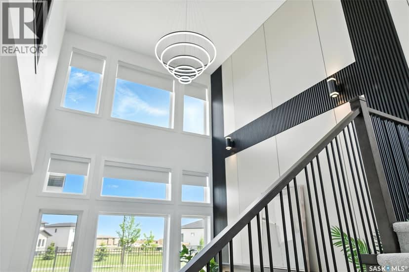 319 Woolf BAY, Saskatoon, photo 5