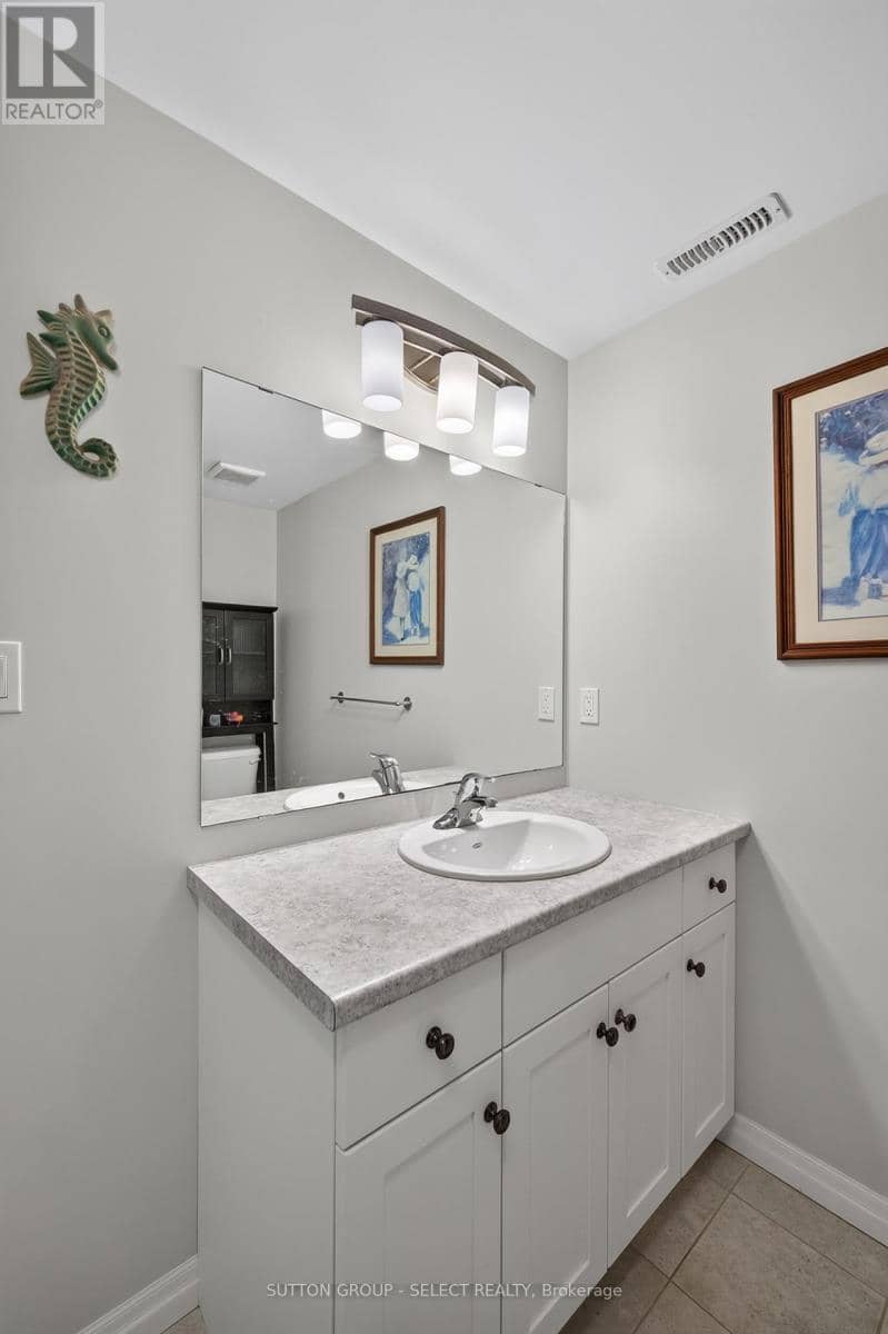 17 Cortland Terrace — photo 23 of 31