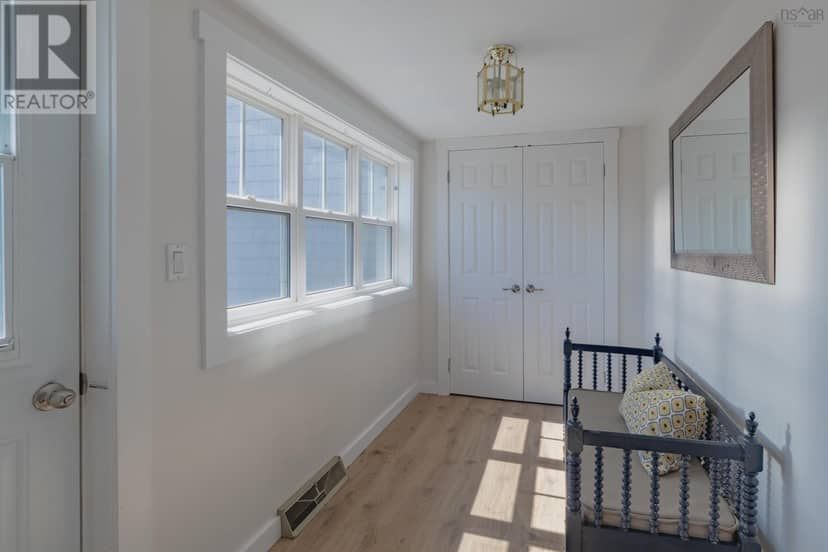 920 Highway 1 — photo 13 of 40