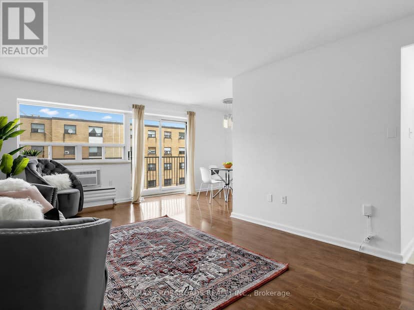 407 - 8 Kingsbridge Court, Toronto, photo 5