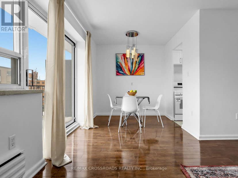 407 - 8 Kingsbridge Court, Toronto, photo 6
