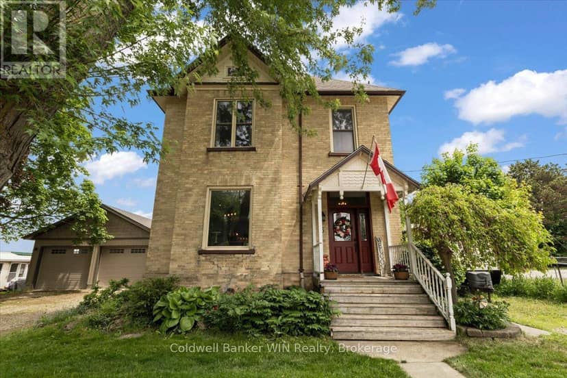 95 John Street S — photo 1 of 40