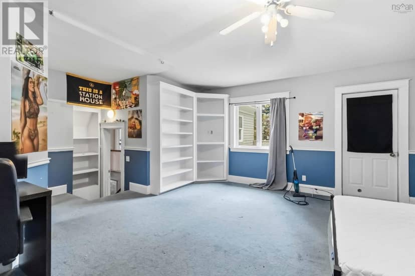 1793 Oxford Street — photo 31 of 40