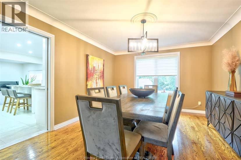 2300 Santo DRIVE — photo 26 of 40
