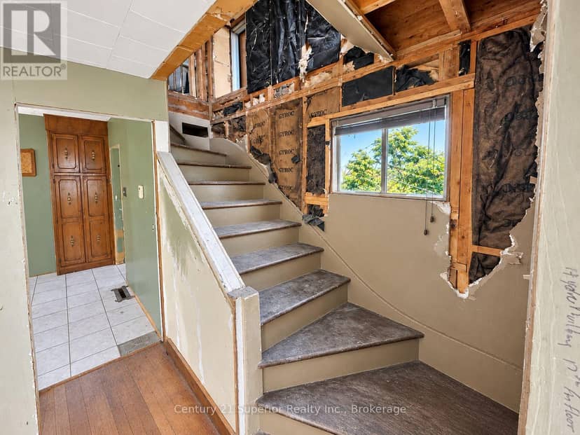 5 Steele Avenue — photo 13 of 27
