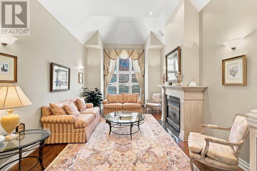 422 Falconwood Hollow, Aurora, photo 8