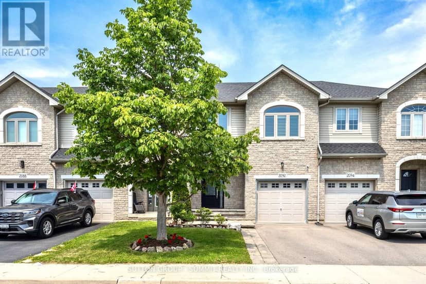 2092 English Crescent — photo 1 of 18