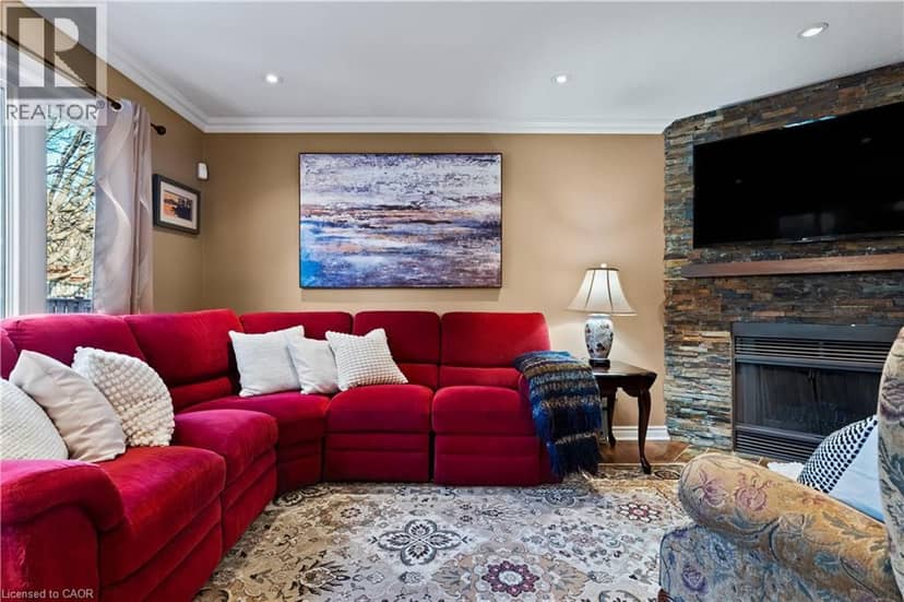 79 BRAEHEID Avenue Unit# 16 — photo 9 of 32