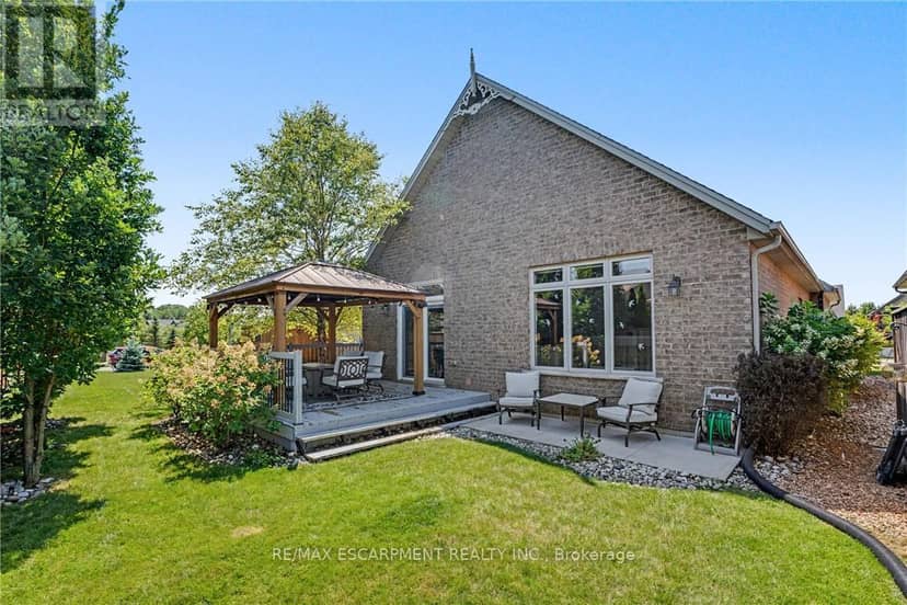 12 Silverwood Avenue — photo 37 of 40