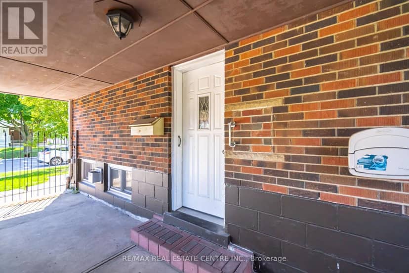 524 East 16th Street — photo 17 of 33