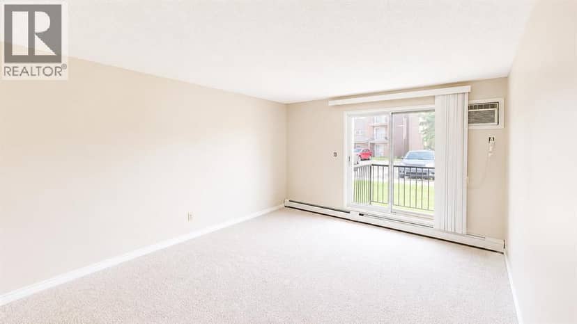 107, 405 Columbia Boulevard W — photo 10 of 22