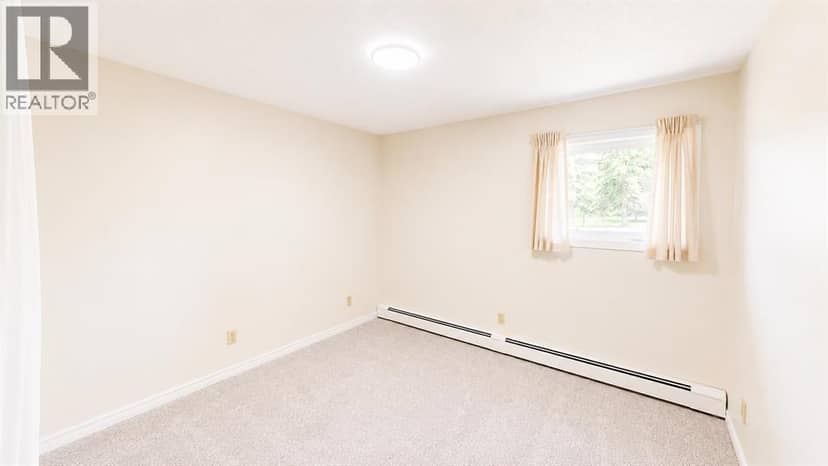 107, 405 Columbia Boulevard W — photo 12 of 22
