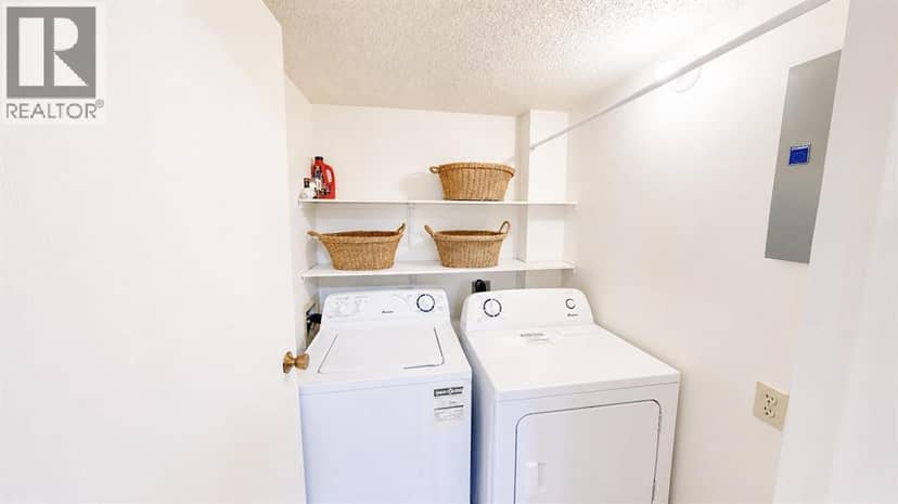 107, 405 Columbia Boulevard W — photo 18 of 22