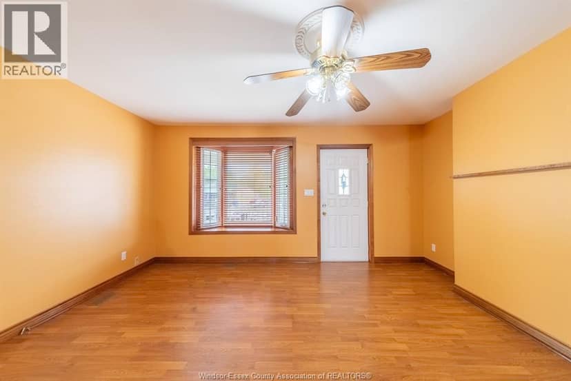 12353 TECUMSEH ROAD East — photo 4 of 40